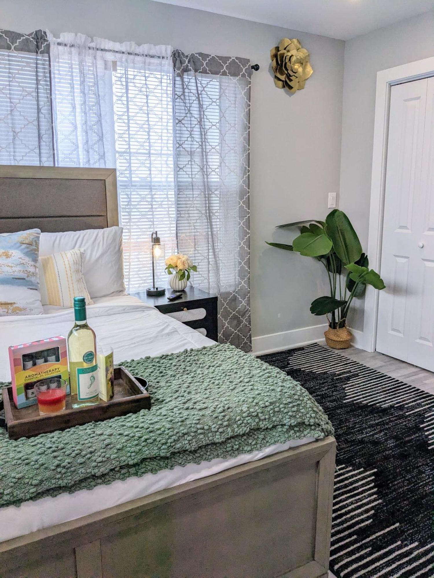2Br-2Ba Luxy Dendrobium Oasis, Pet Friendly, Family Friendly, Free Parking & Balcony Apartment ฟิลาเดลเฟีย ภายนอก รูปภาพ